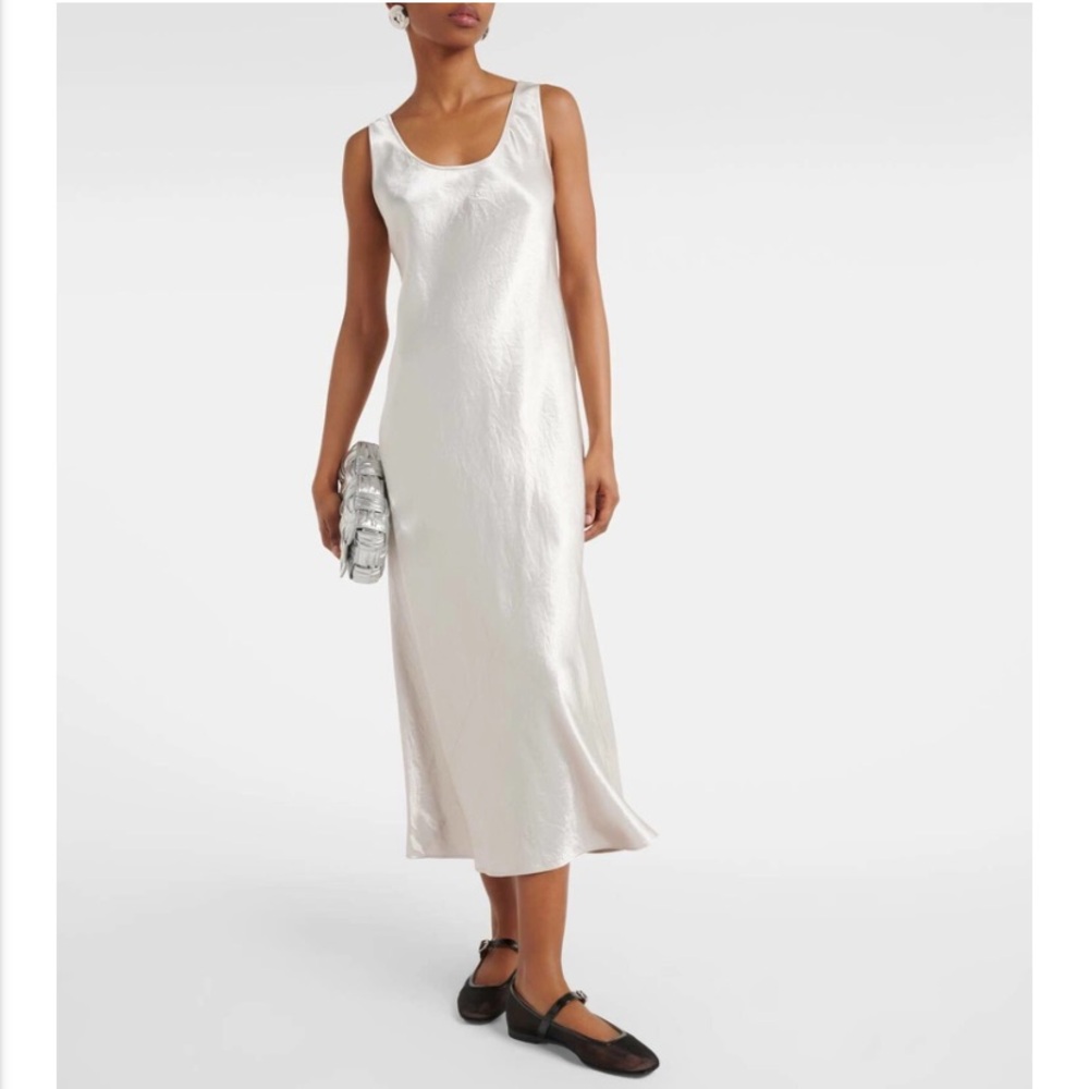 Max Mara satin midi dress. Spot on front bottom. May or may not come out. As is